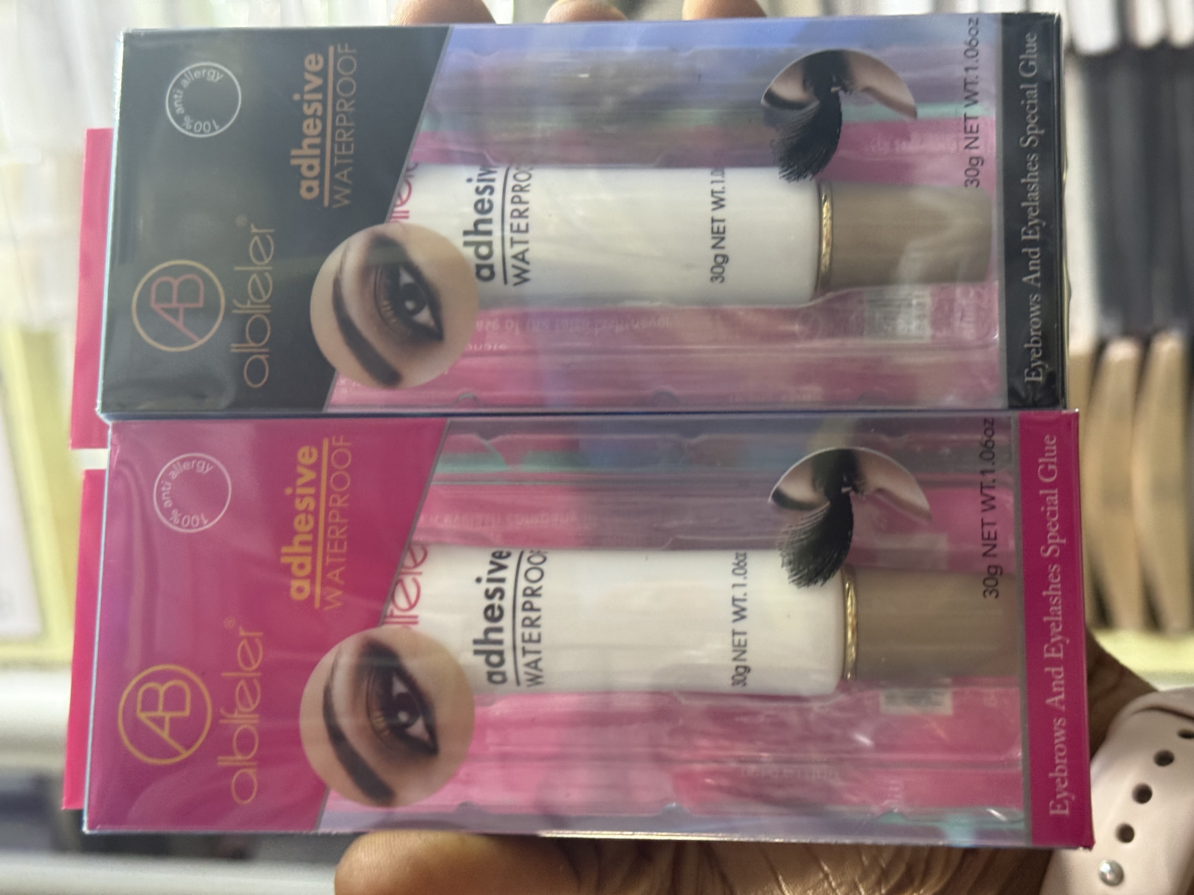 Alblfeler lash glue