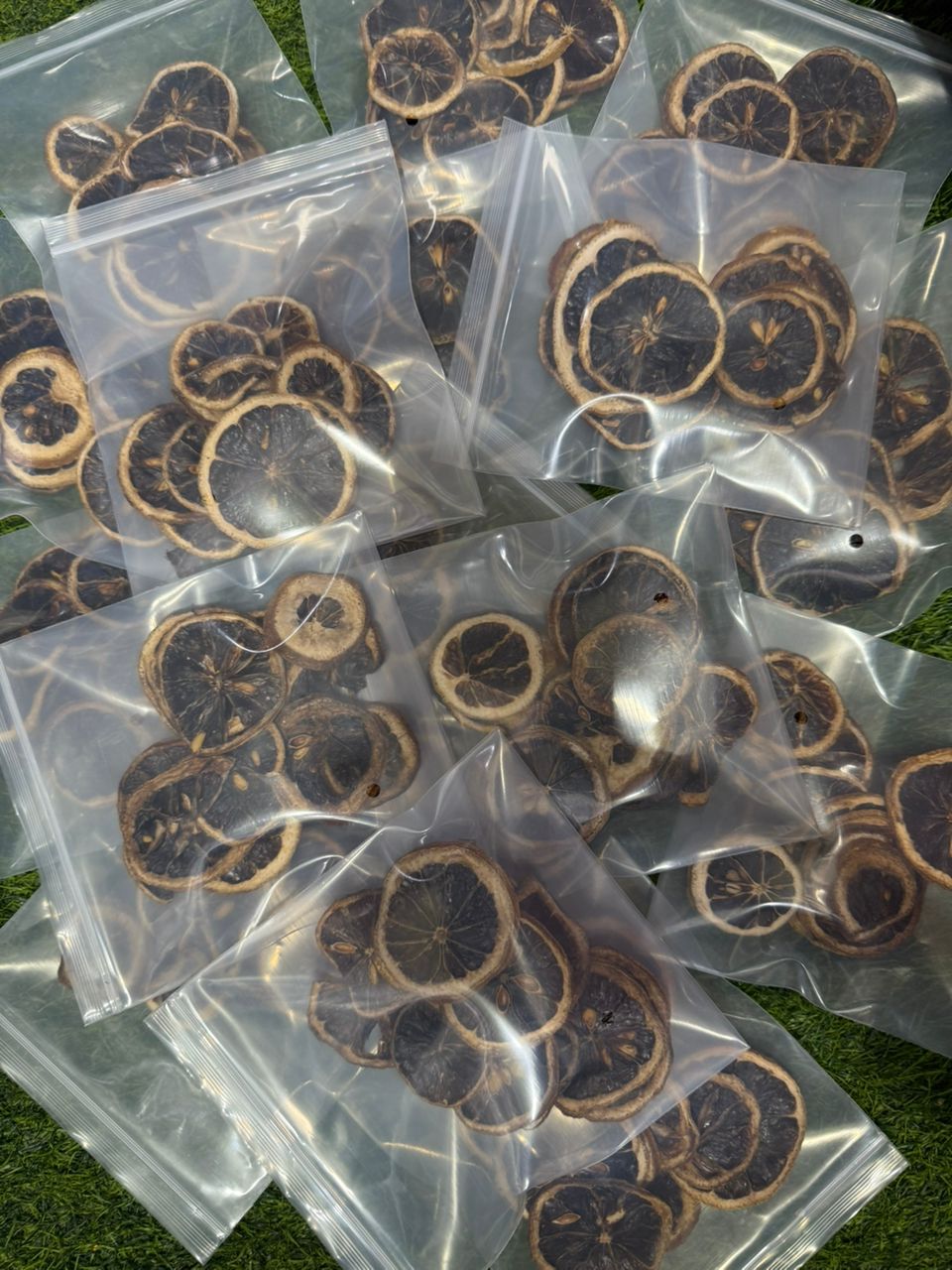 Dry orange peel for pedicure