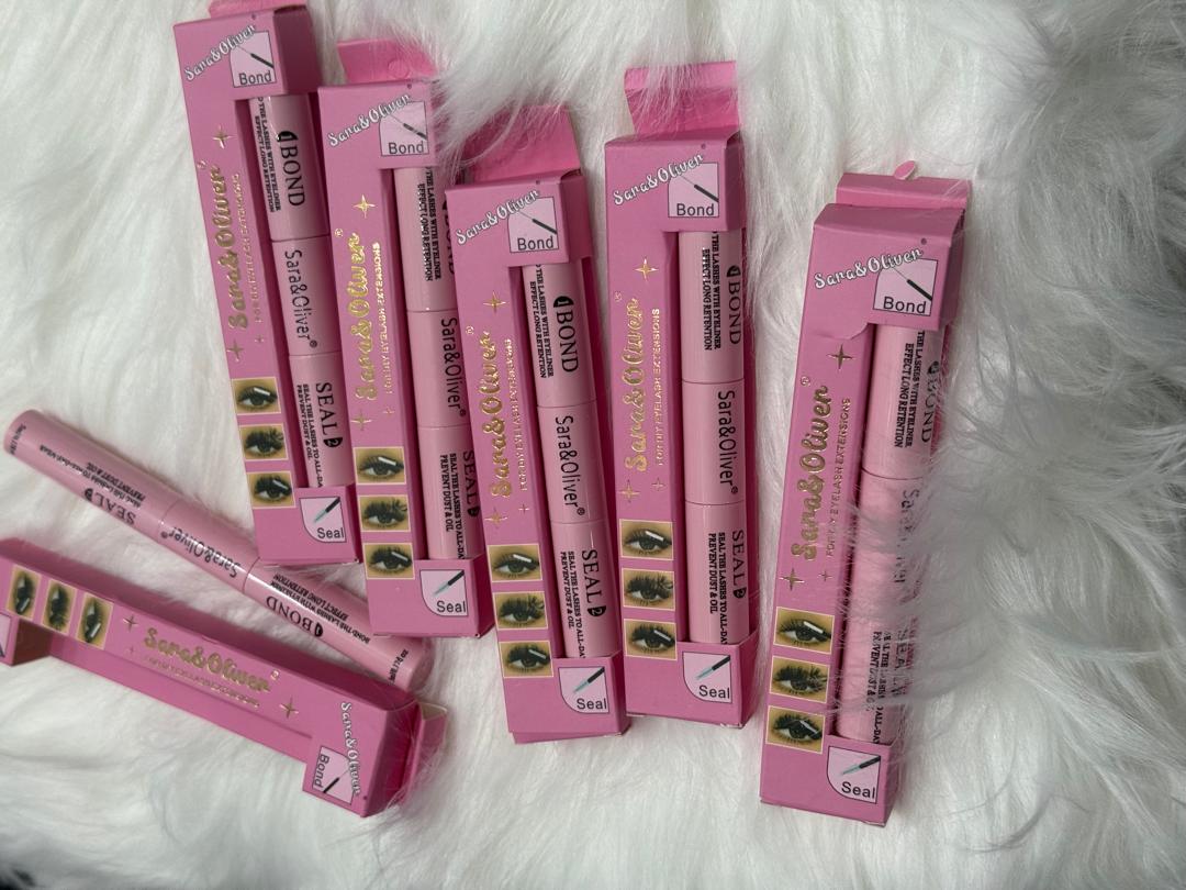 Bond and seal for cluster lashes