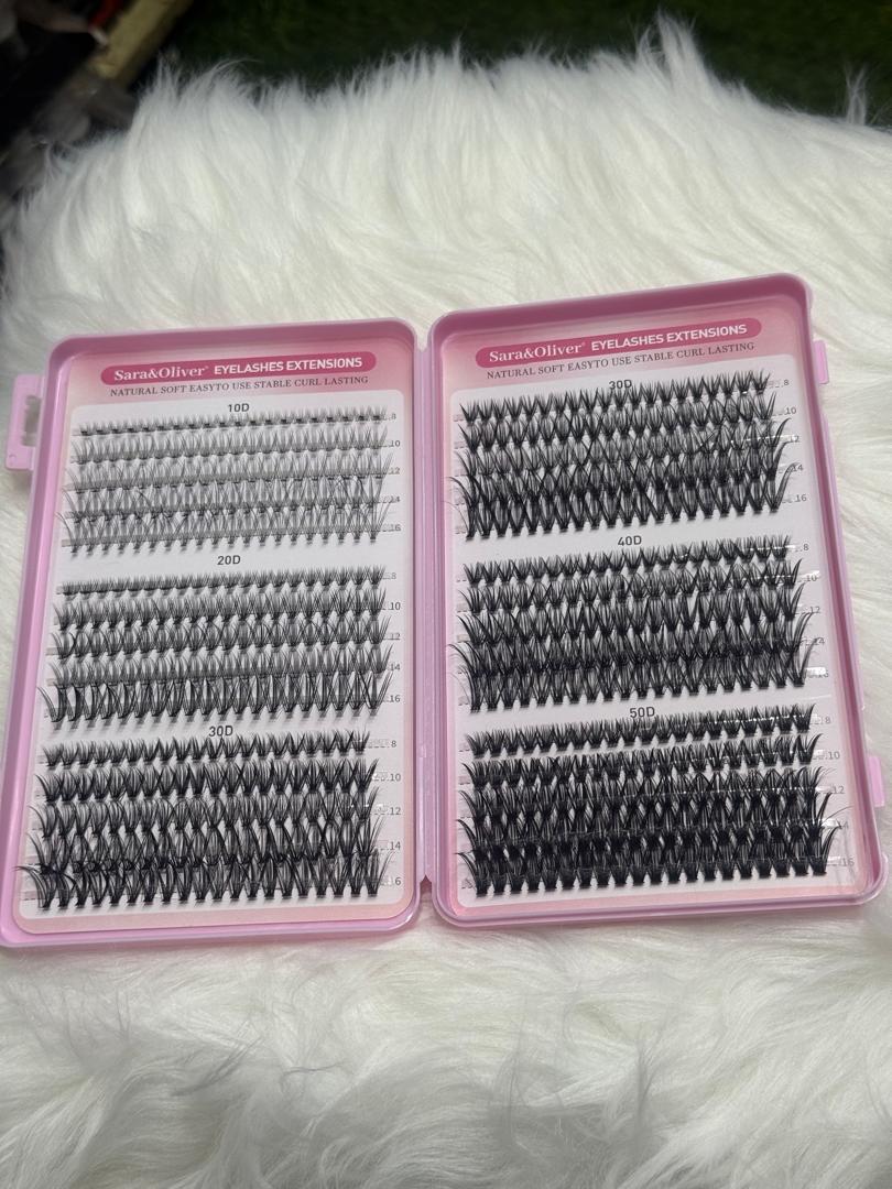 Cluster lash with spiky and wispy