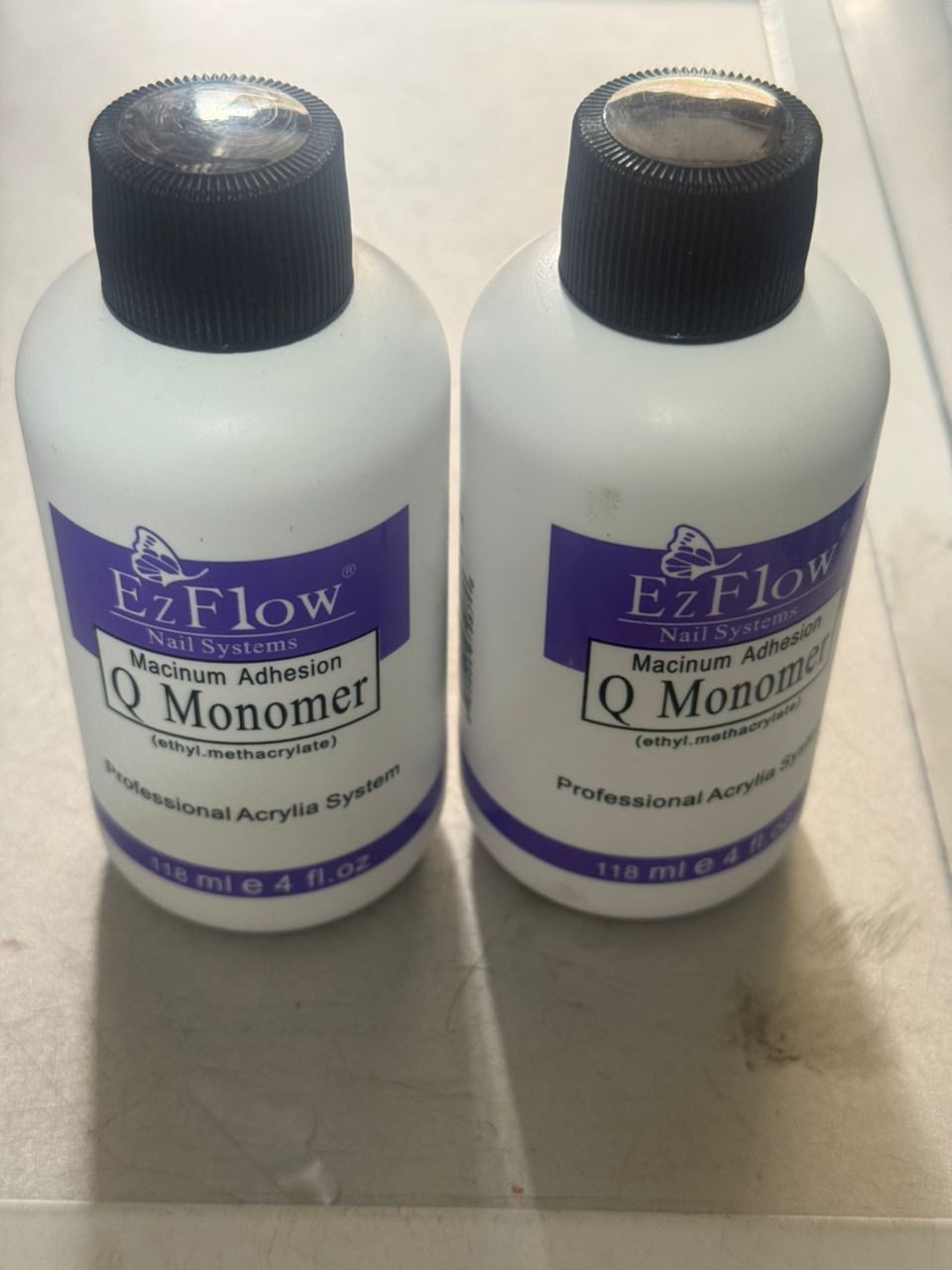 Ezflow monomer  118ml