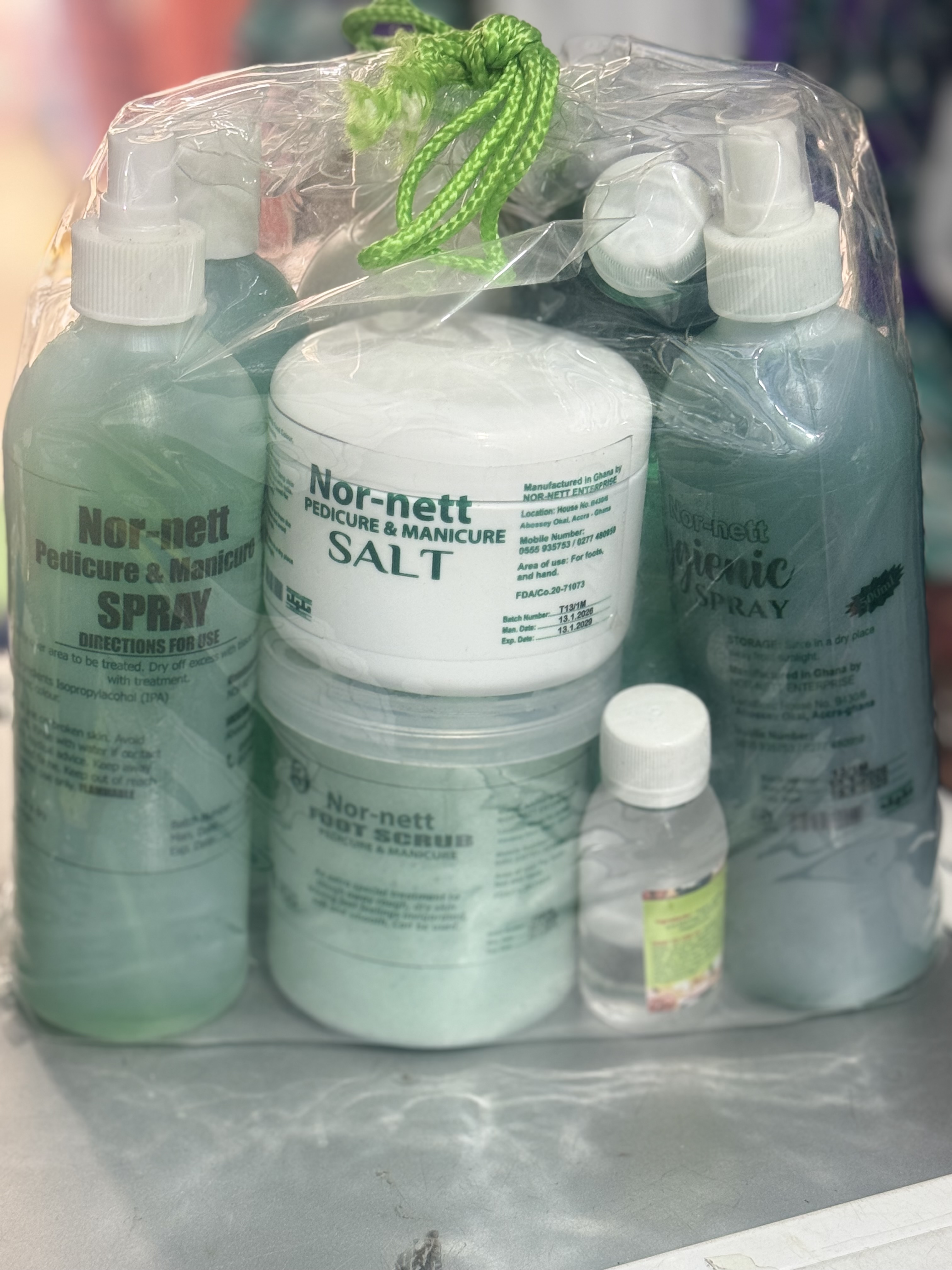 Foreign pedicure set