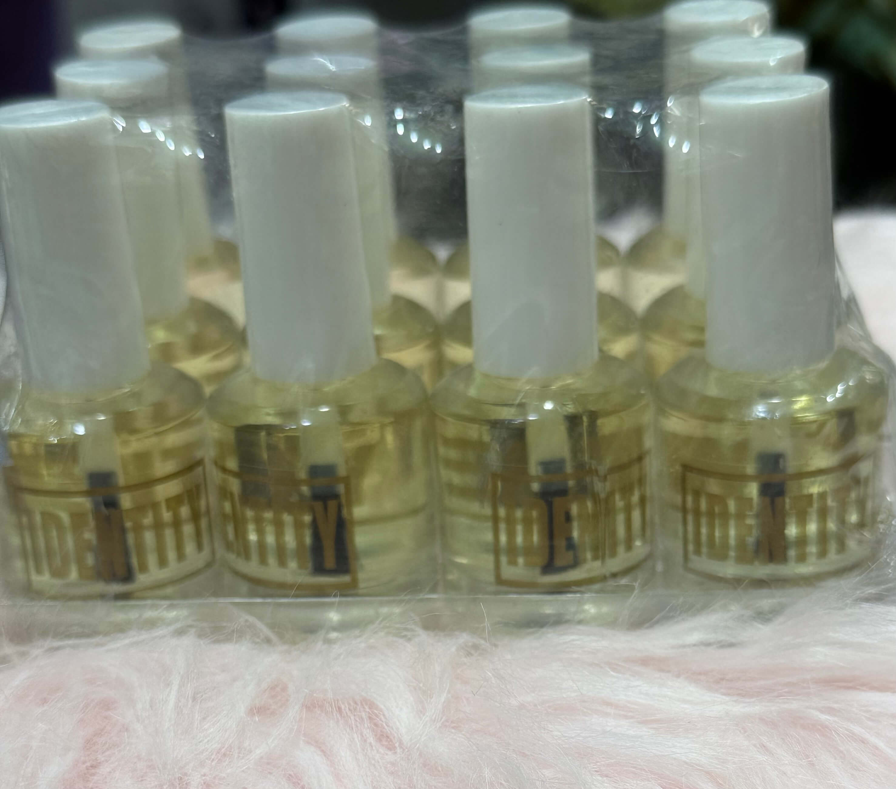 Identity plain nails polish