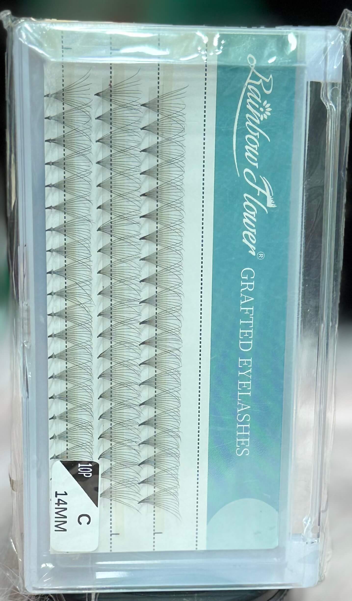 Premade lash fan
